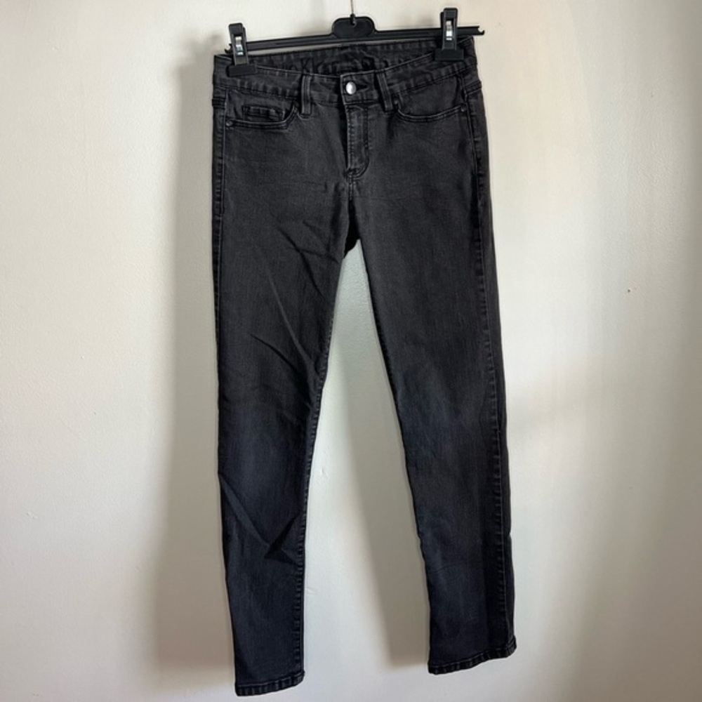 Calvin Klein dark gray mid rise, straight leg jeans, cotton blend, size 2/26